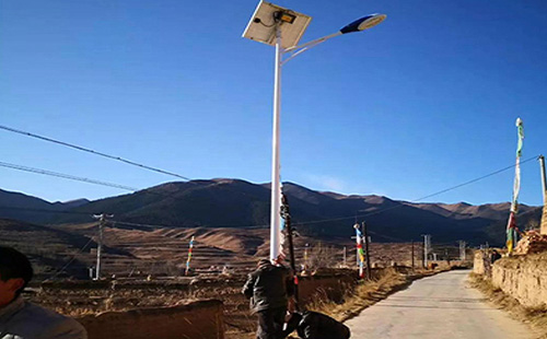 霍尔果斯智慧路灯安装必备设计要素：打造高效智能的城市照明系统